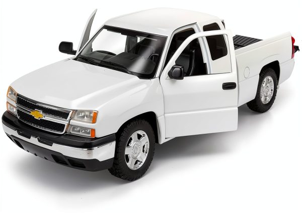 Diecast Metal Pickup Truck Motormax White 1/25 Scale Opening Doors-2