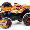 Hot Wheels Unstoppable Tiger Shark RC Monster Truck 1:15 Scale-6